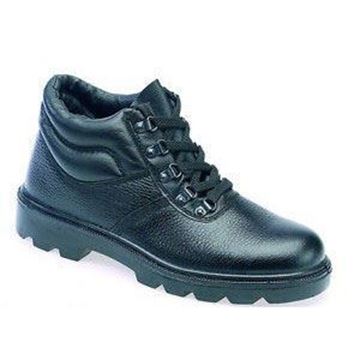 Picture of * Chukka Boot Grain Leather - Black size 6 * Clearance